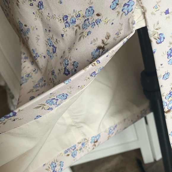 Lavish Alice Bardot Floral Cowl Neck Off Shoulder Cocktail Dress - Picture 9 of 15